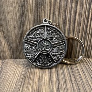 80’s vintage Walt Disney World Disneyland keychain- with original sleeve